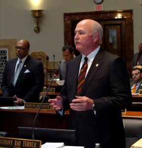Senator Johnny Ray Turner, D-Prestonsburg, spoke on the floor of the Kentucky State Senate today about Bill Gates’ November 4 visit to Betsy Layne High School. In his speech, the senator said he wanted to brag on the Floyd County School System and the achievements of the district. He said that he was very proud of the students, teachers and all faculty for the students’ academic achievements. The Floyd County School District was 12th among the state’s 173 public school districts in state testing. 